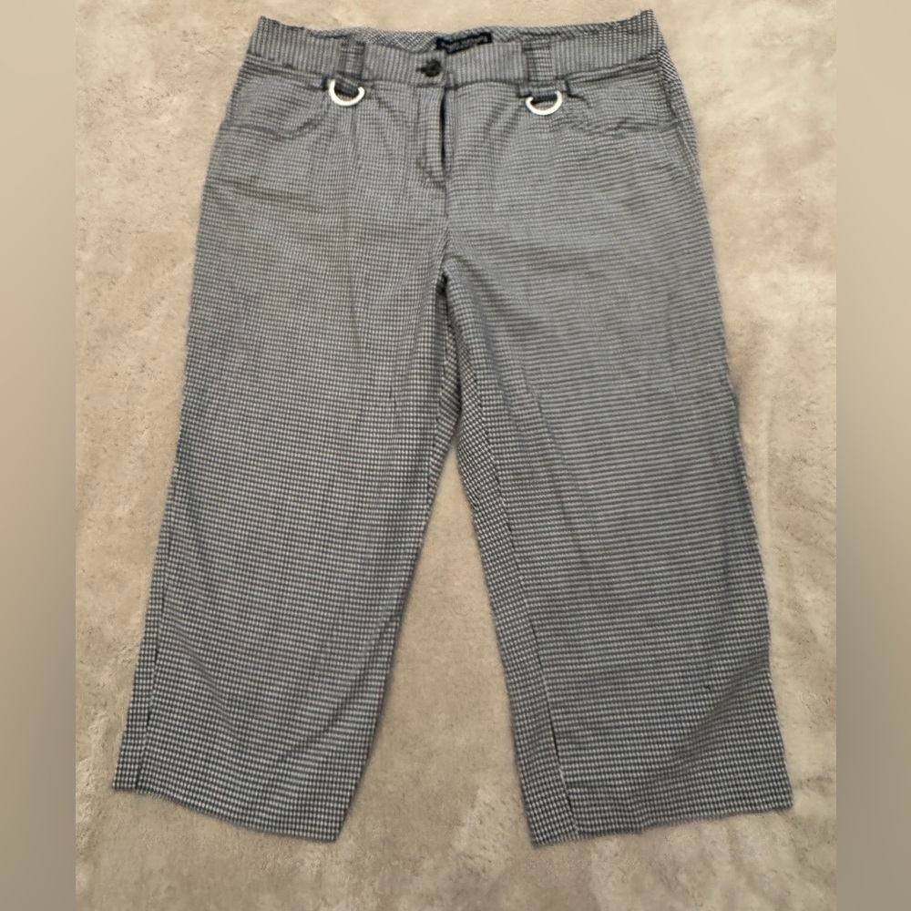 Larry Levine Black and White Checkered Capris Size 14